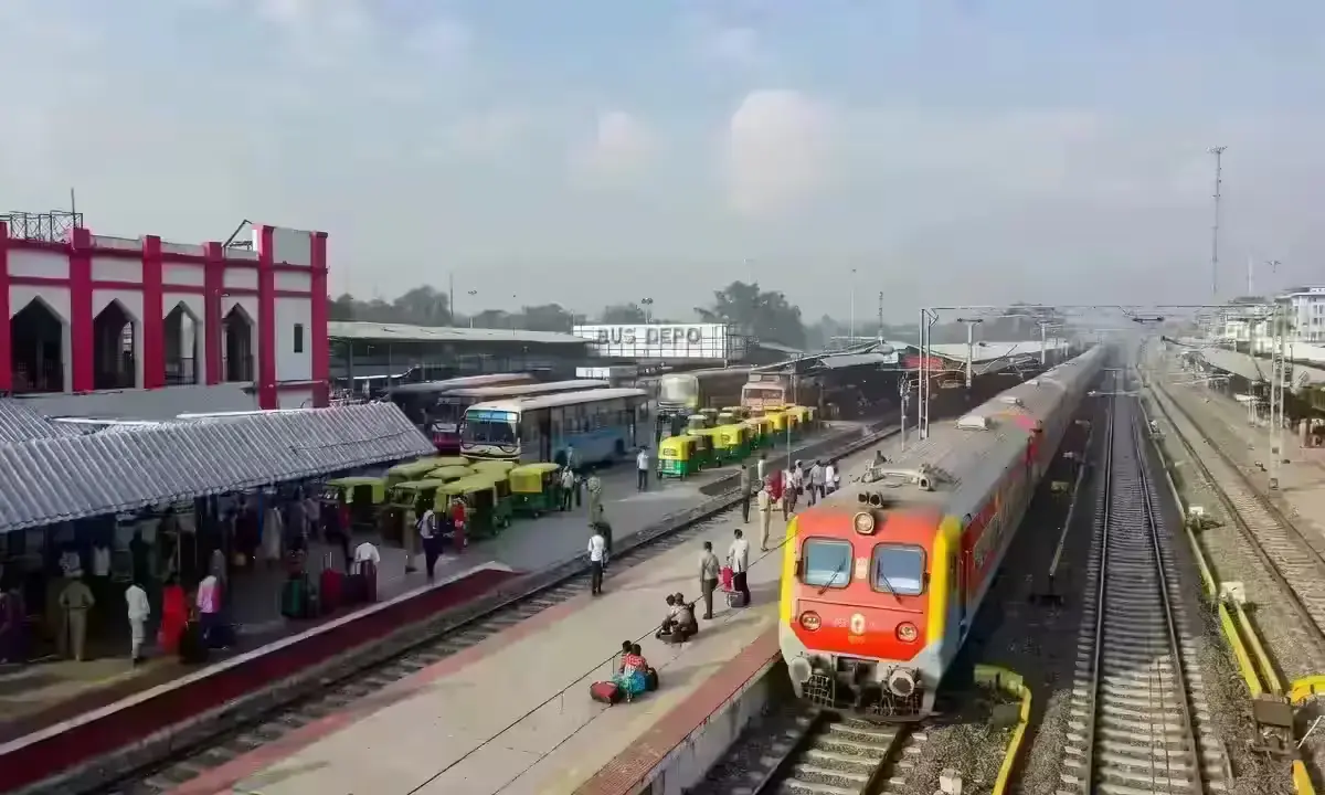 Bharat Bandh February 12 impact on trains, buses and public transport services in India