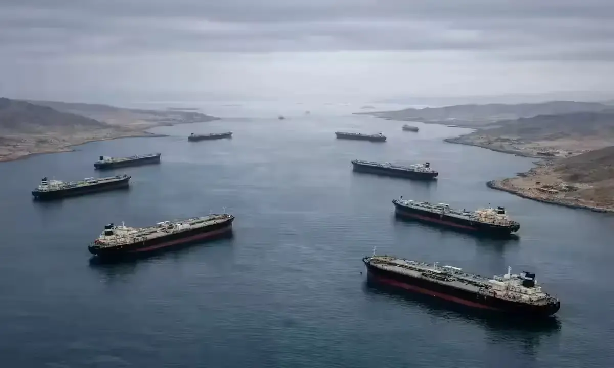 Oil tankers stranded near the Strait of Hormuz after Iran closed the waterway in March 2026